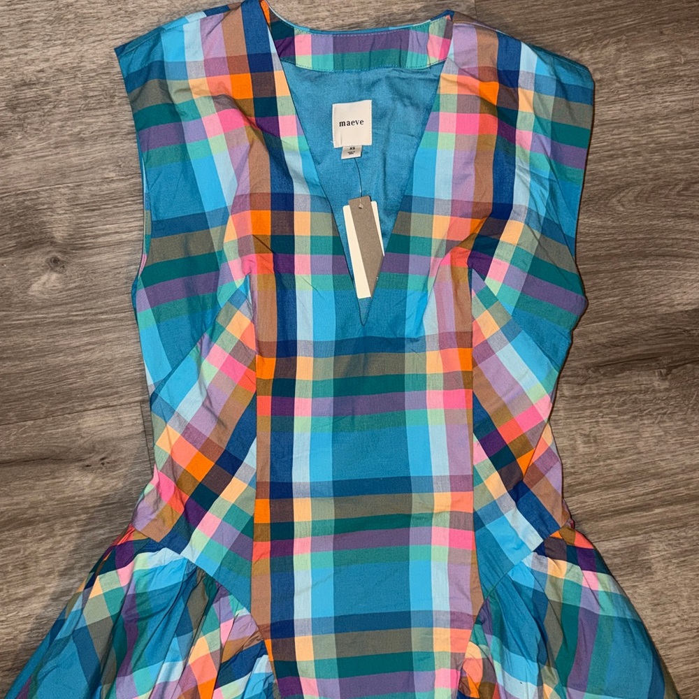 Maeve sleeveless V-neck Basque Waist Midi dress - Picture 6 of 11